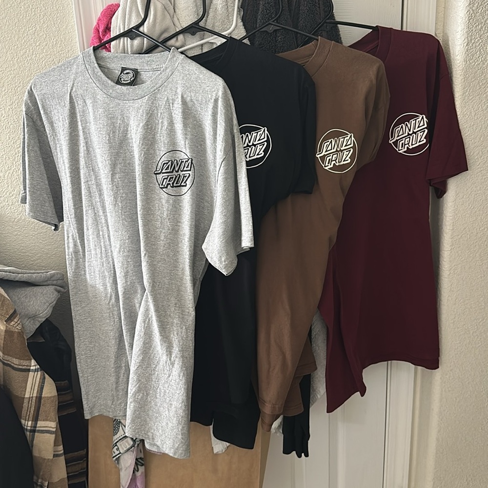 Santa Cruz Lot Of 4 Package Deal Shirts Excellent Condition